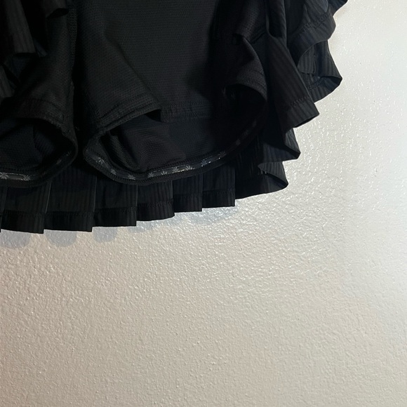 Athleta Women’s Good Match Skort Black Pleated Pocket Skirt Shorts M Tennis Logo - Picture 10 of 15